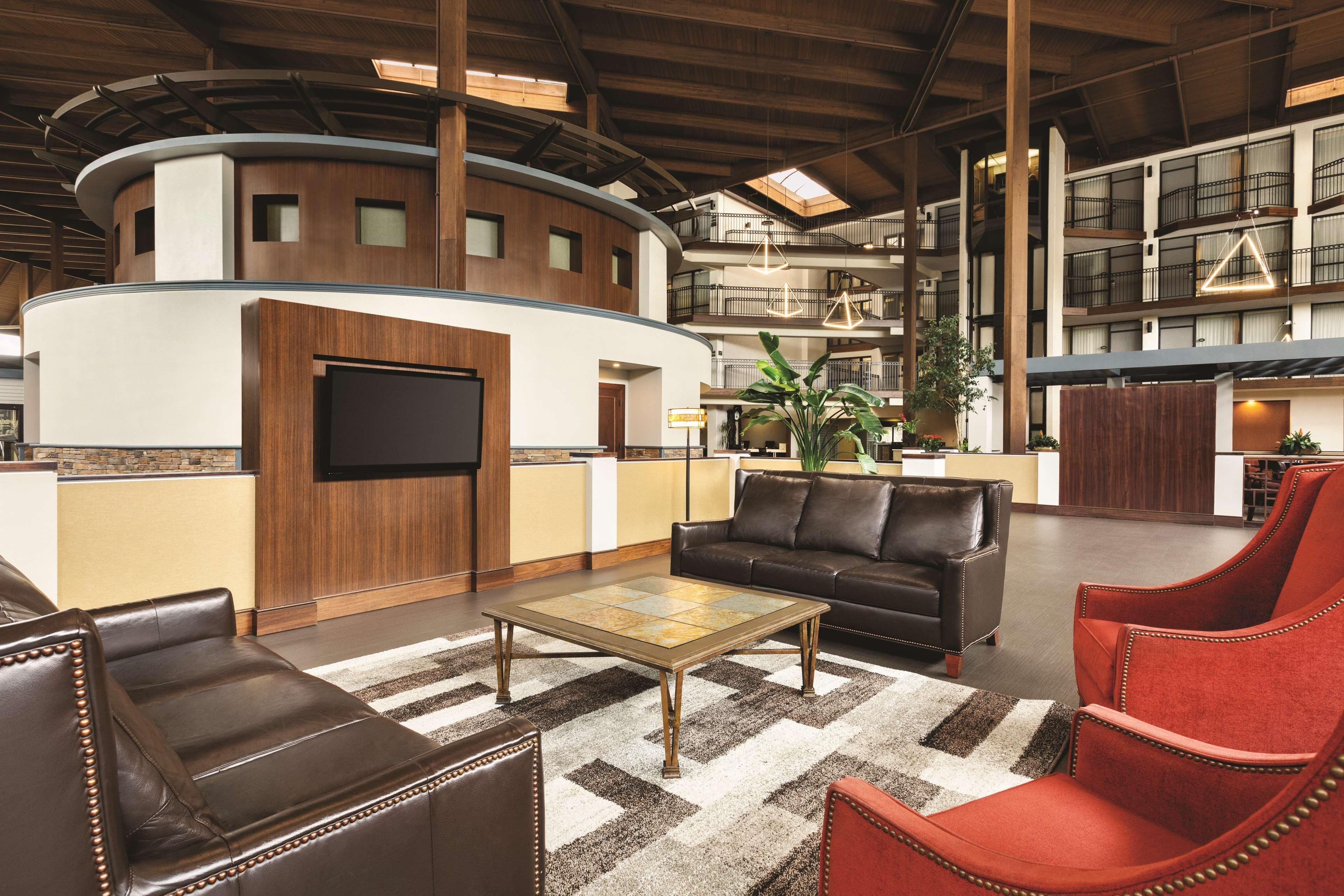 Radisson Hotel Lenexa Overland Park Ngoại thất bức ảnh