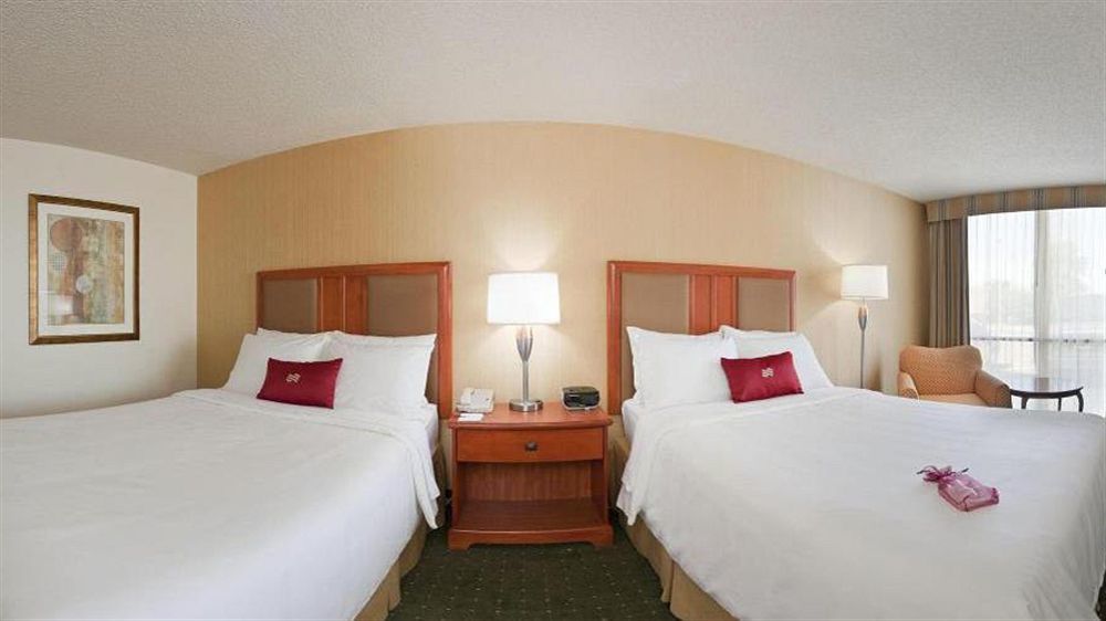 Radisson Hotel Lenexa Overland Park Ngoại thất bức ảnh