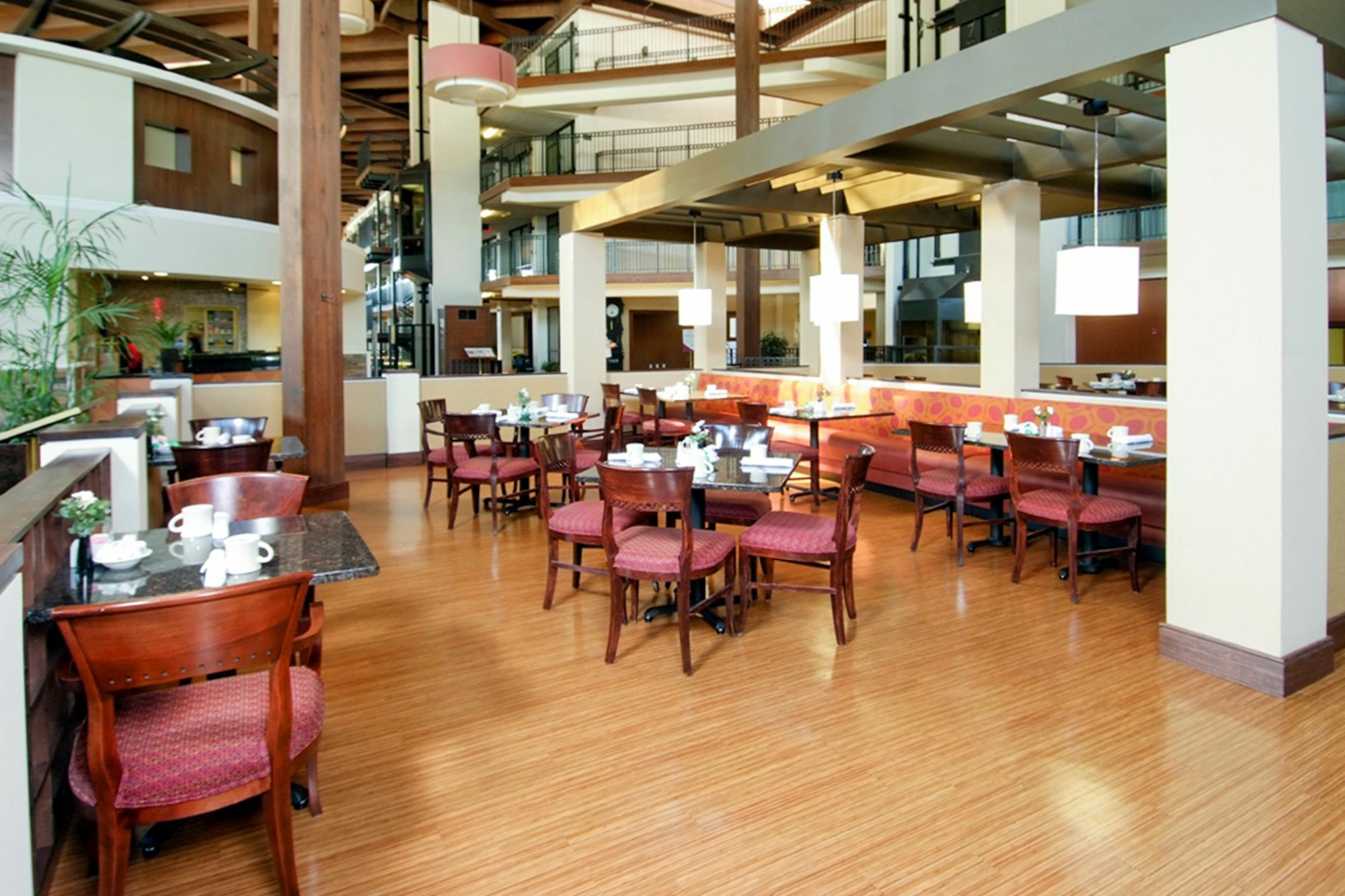 Radisson Hotel Lenexa Overland Park Ngoại thất bức ảnh