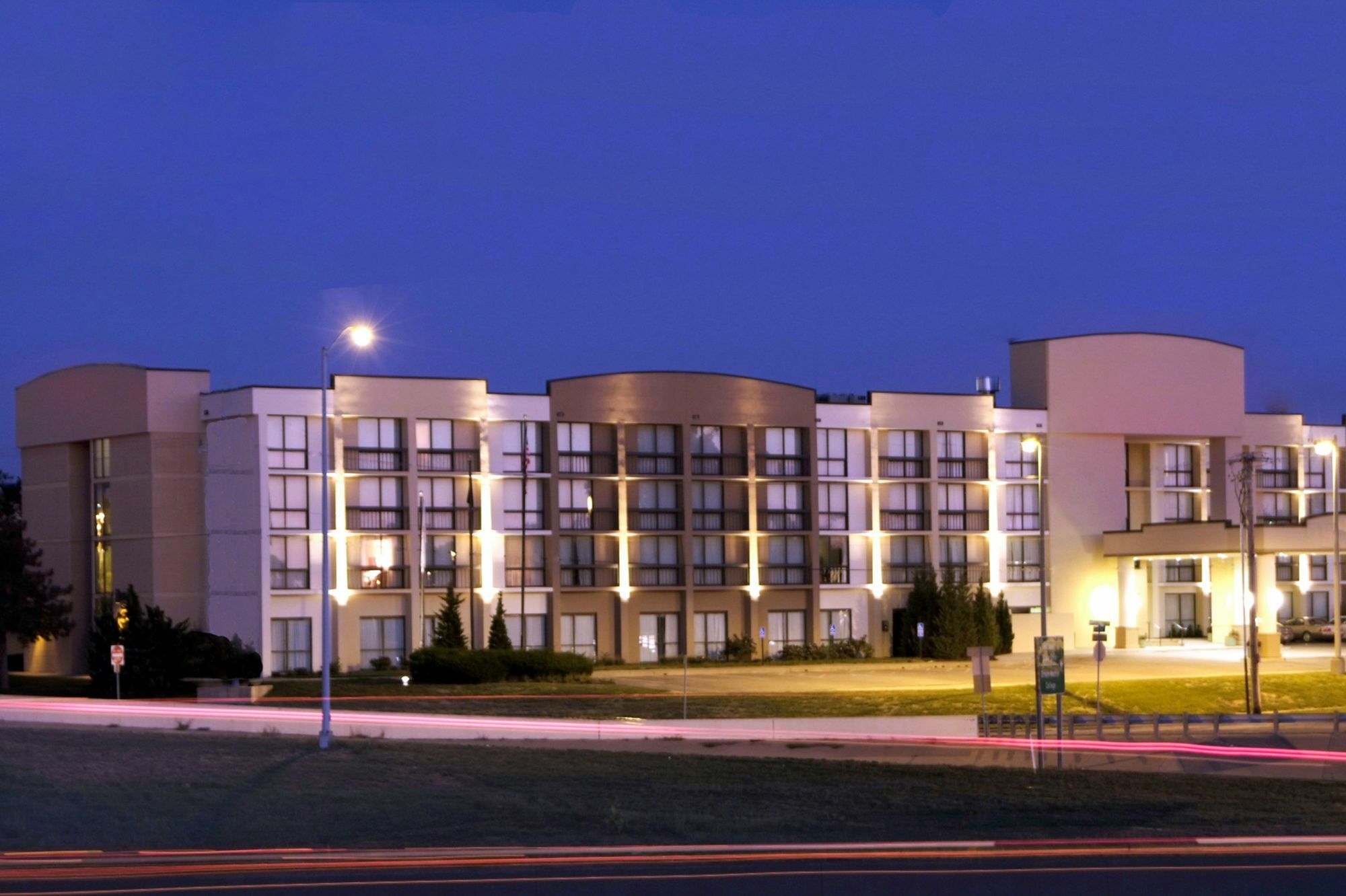 Radisson Hotel Lenexa Overland Park Ngoại thất bức ảnh